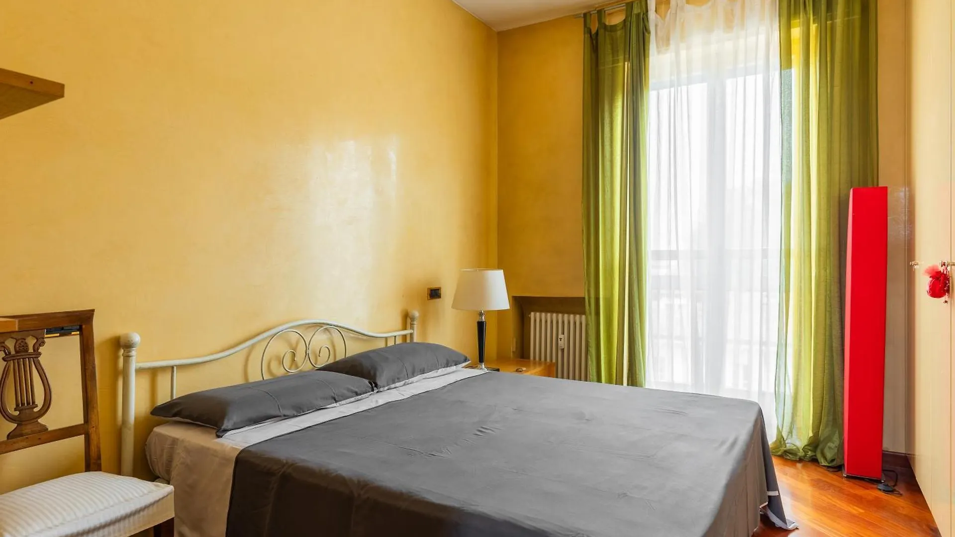Apartment Ferienwohnung Il Giardino Sui Tetti Bologna Italien
